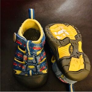 Baby Keen Velcro hiking sandals